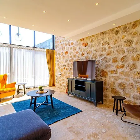 Bezirgan Village 2 Bedroom 别墅 卡尔坎